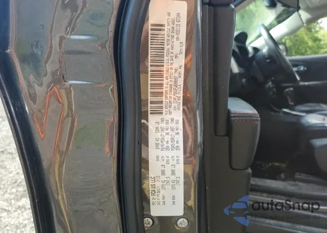 2015 Jeep Cherokee Trailhawk из США, поврежденный, VIN 1C4PJMBS3FW698997